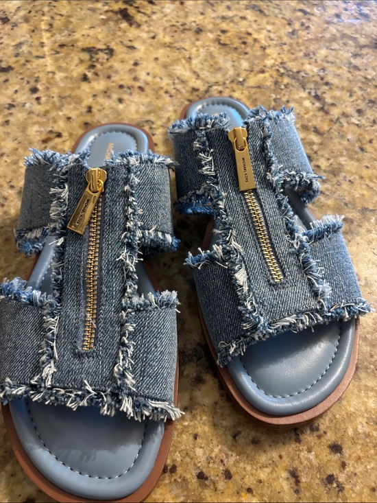 Michael Kors Shoes - Women’s Micheal Kors sandals